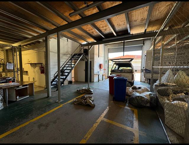 800M² WAREHOUSE SOLD IN ROBERTVILLE
